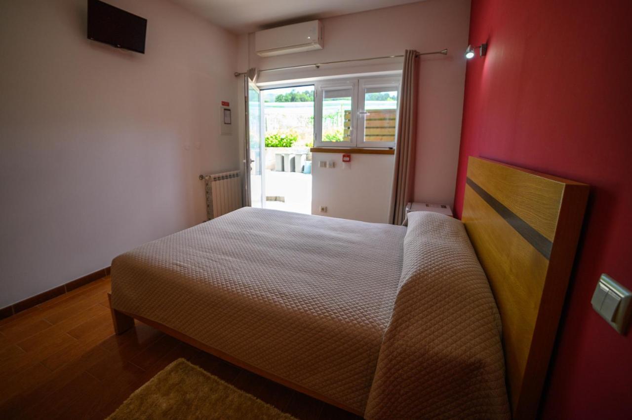 Funileiro, Apartamentos E Quartos Amares Eksteriør billede