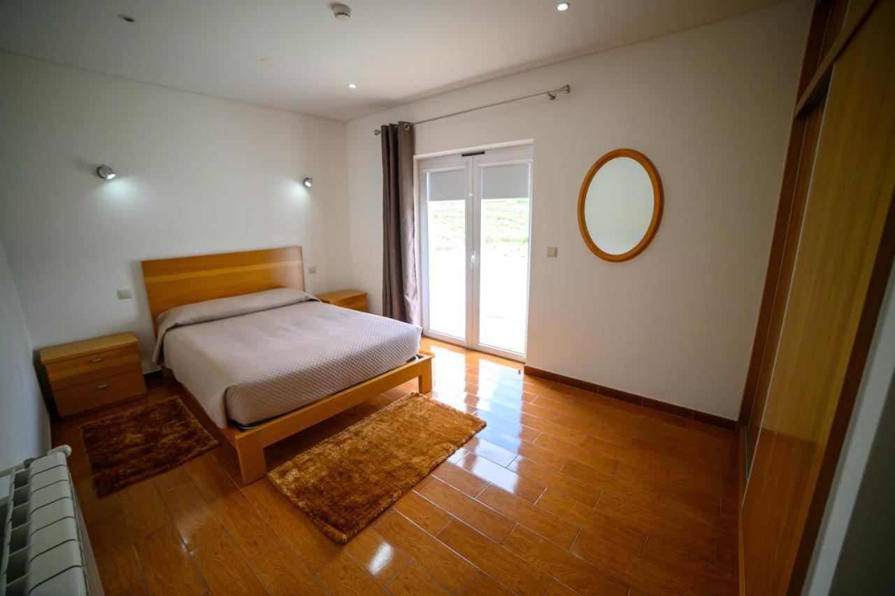 Funileiro, Apartamentos E Quartos Amares Eksteriør billede