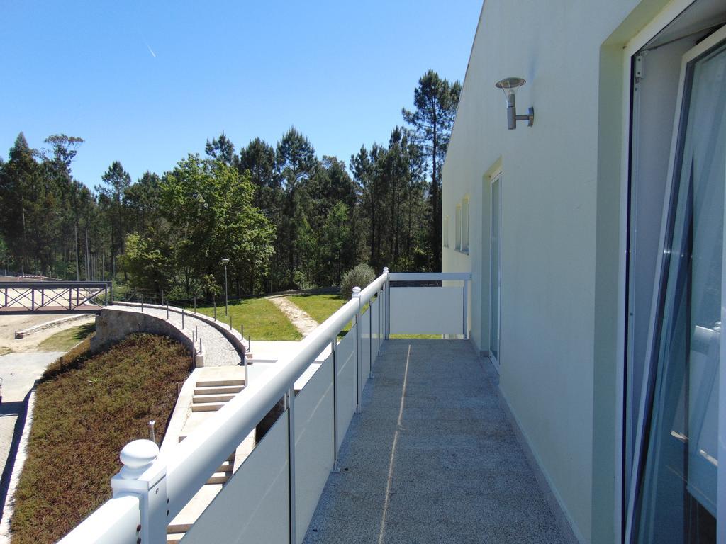 Funileiro, Apartamentos E Quartos Amares Eksteriør billede